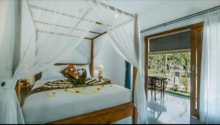 Okaoki Homestay Amed Esterno foto
