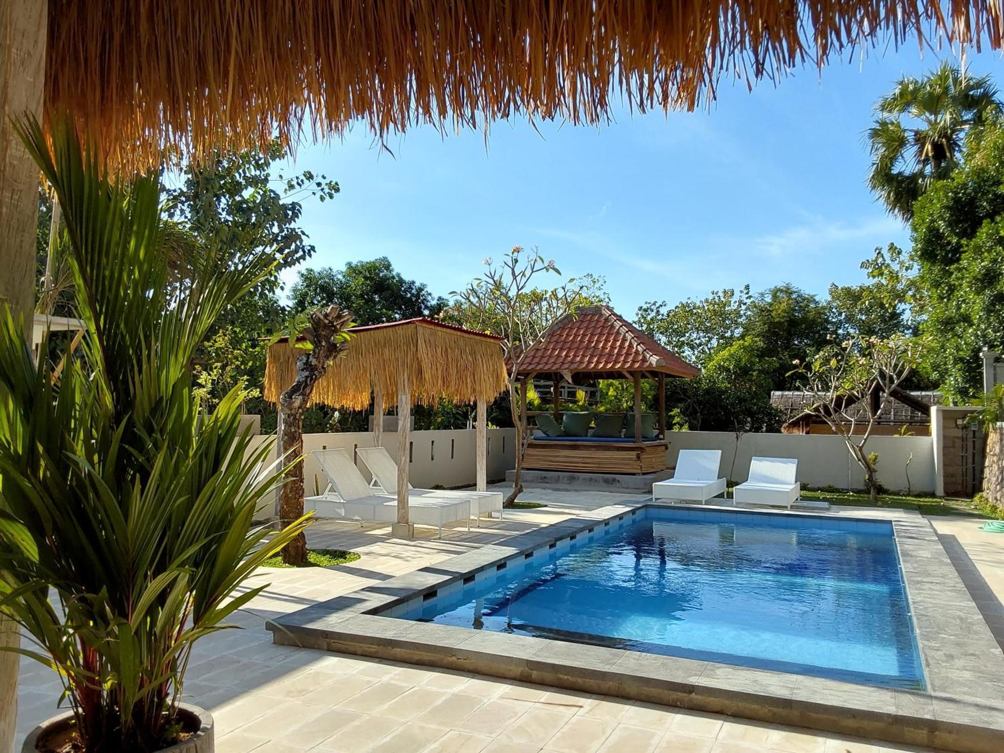 Okaoki Homestay Amed Esterno foto